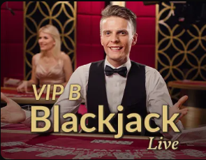 总比分扳平！利物浦角球机会破门，索博斯洛伊插上推射进球